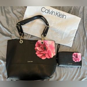 Calvin Klein Reversible Bag & Matching Wallet
